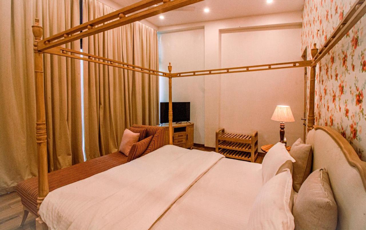 The Cloverleaf Super Luxury Villa Goa With Private Pool, North Goa แคนโดลิม ภายนอก รูปภาพ